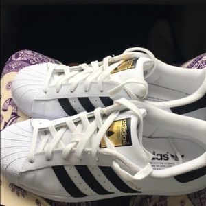 Adidas Superstars (Women’s - size 8)